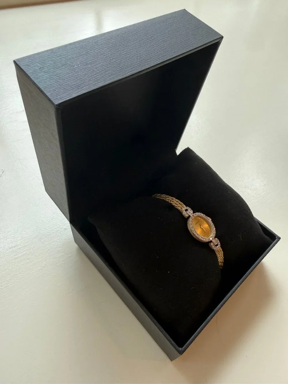 Vintage Movado 14K Gold & Diamond 12.7g Swiss Quartz Ladies Bracelet Watch